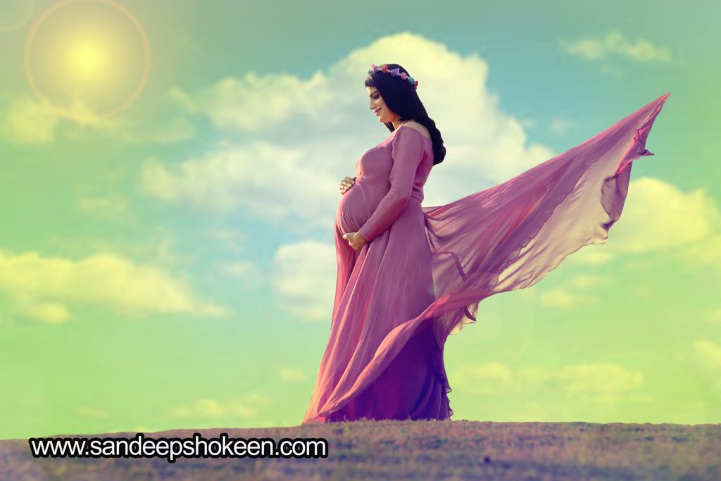 maternity photographers in Delhi-min